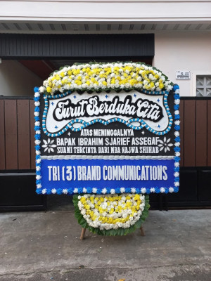 Papan Bunga Duka di Lamangga